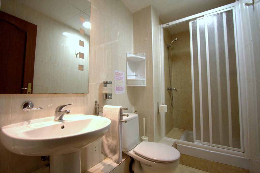 Hostel Artistic ברצלונה חדר תמונה