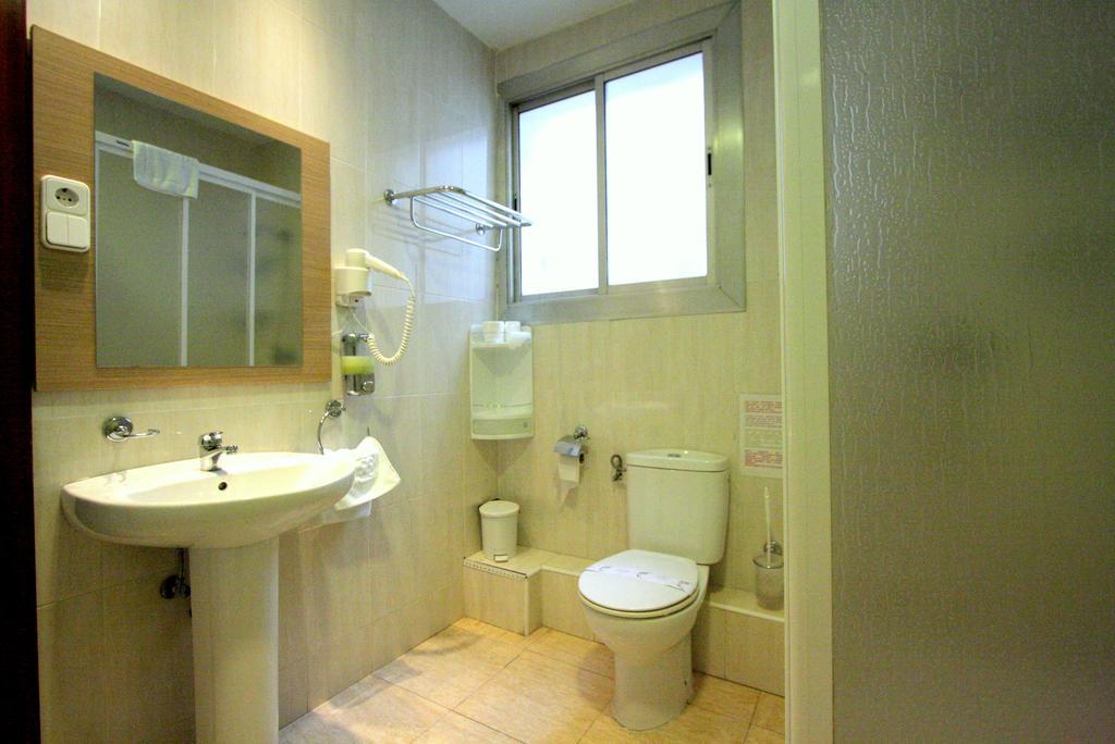 Hostel Artistic ברצלונה מראה חיצוני תמונה