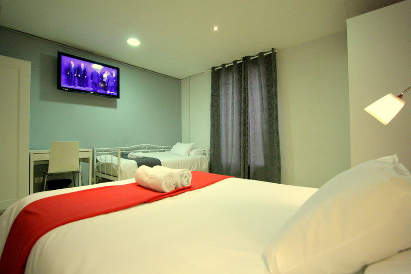 Hostel Artistic ברצלונה מראה חיצוני תמונה