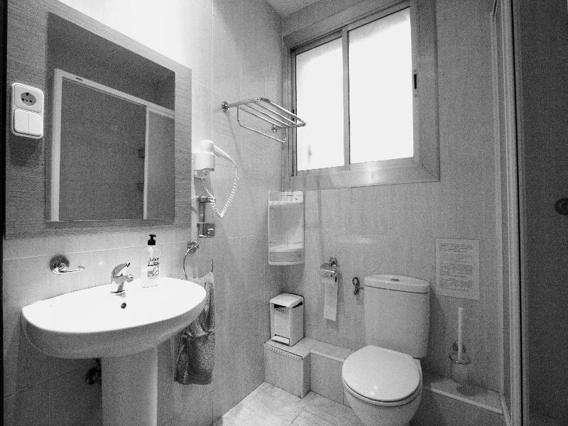 Hostel Artistic ברצלונה מראה חיצוני תמונה